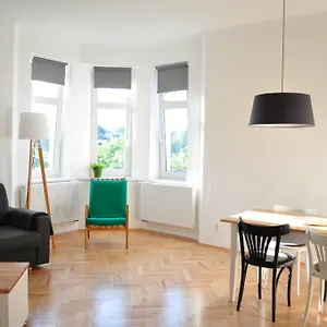 Central-modern-apartment Apartament